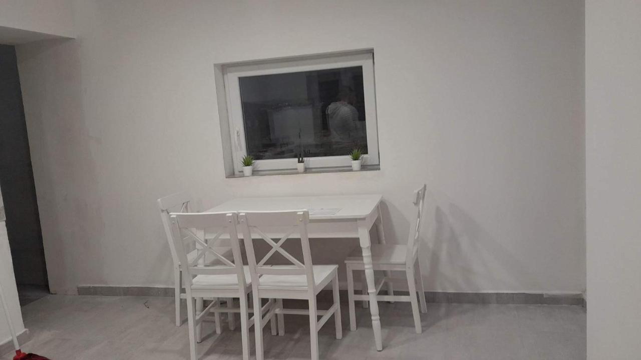 Апартаменты Horvath Apartman Кестхей Экстерьер фото