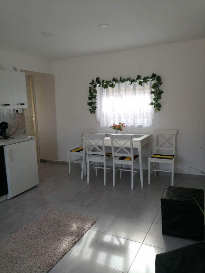 Апартаменты Horvath Apartman Кестхей Экстерьер фото