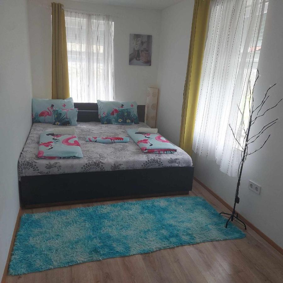 Апартаменты Horvath Apartman Кестхей Экстерьер фото